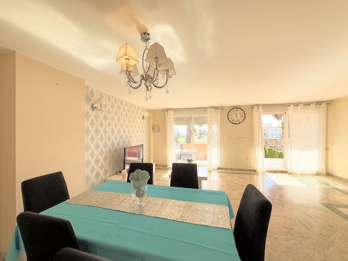 3 soveværelse Byhus til salg i Estepona - € 420.000 (Ref: 9446652)