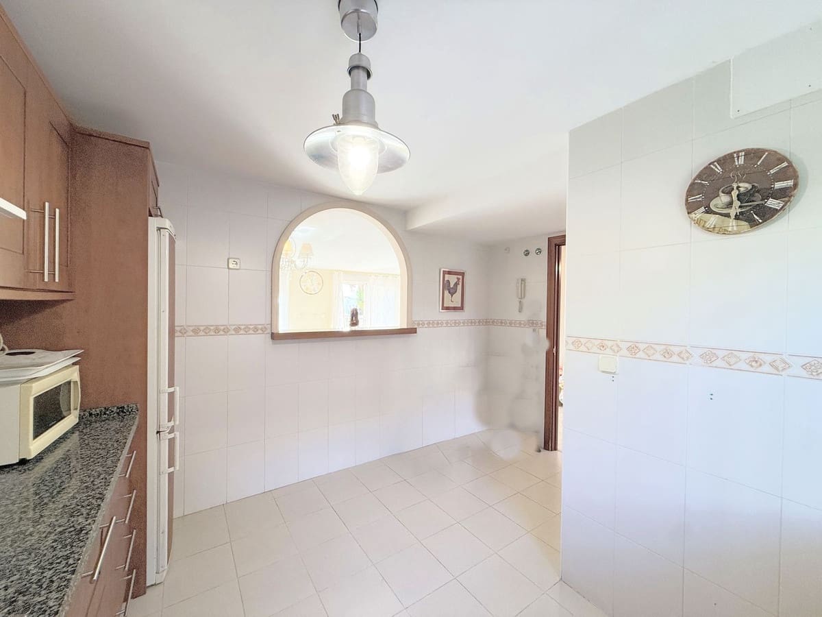 3 soveværelse Byhus til salg i Estepona - € 420.000 (Ref: 9446652)