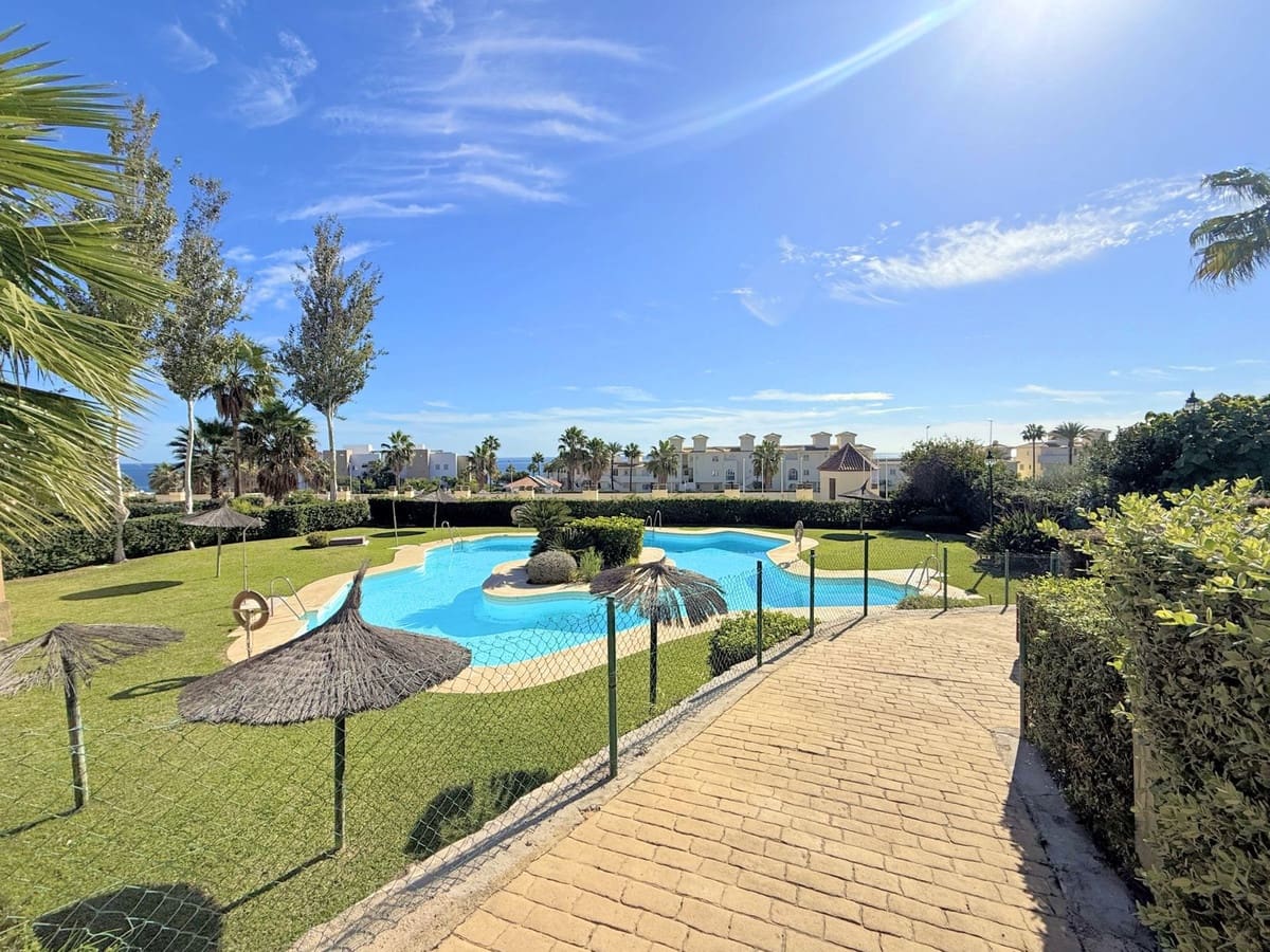 3 soveværelse Byhus til salg i Estepona - € 420.000 (Ref: 9446652)