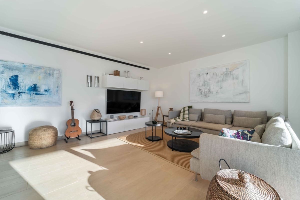 2 soverom Leilighet til salgs i Fuengirola - € 695 000 (Ref: 9446655)