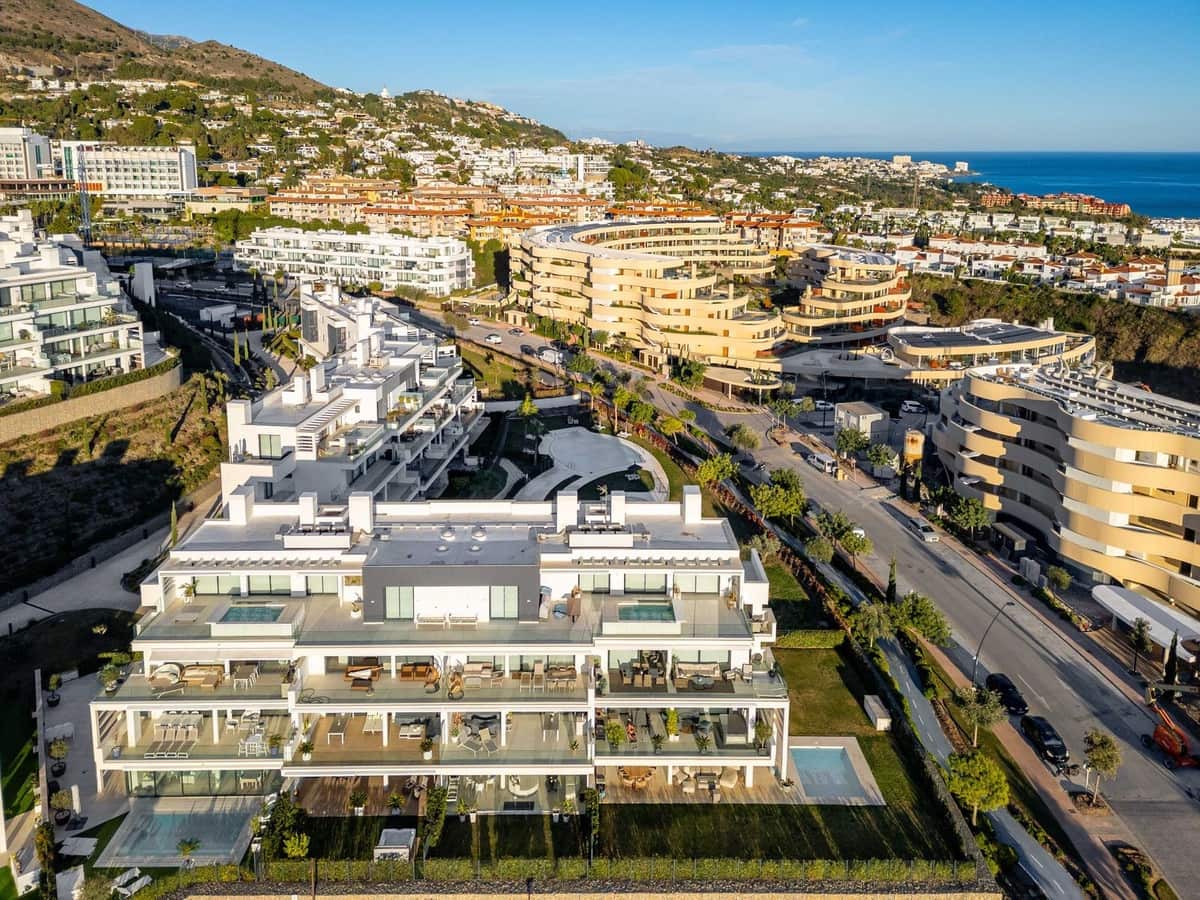 2 soverom Leilighet til salgs i Fuengirola - € 695 000 (Ref: 9446655)