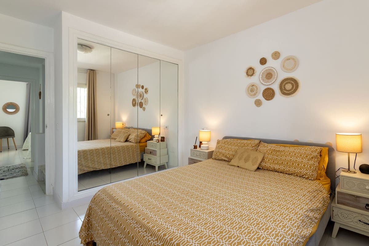 4 soverom Hus til salgs i Torremolinos - € 415 000 (Ref: 9446657)