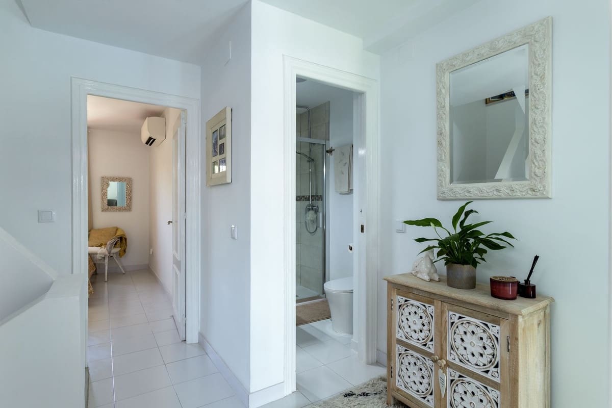 4 soverom Hus til salgs i Torremolinos - € 415 000 (Ref: 9446657)