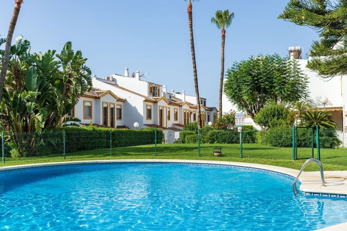 4 soverom Hus til salgs i Torremolinos - € 415 000 (Ref: 9446657)