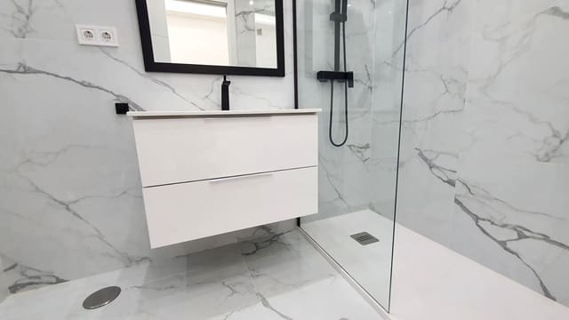 3 slaapkamer Appartement te koop in Castillo Sohail, Fuengirola - € 325.000 (Ref: 9446659)