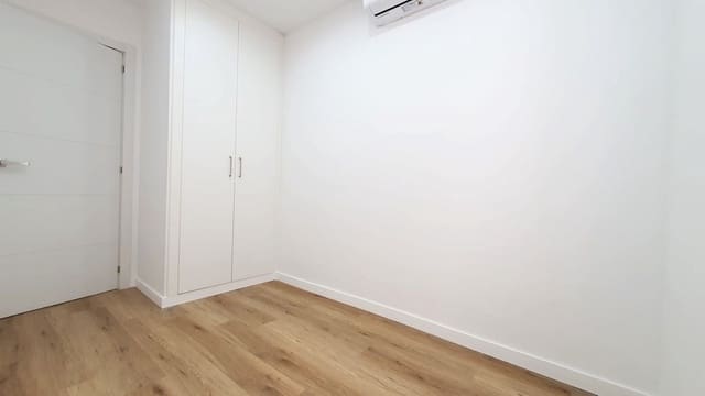 3 slaapkamer Appartement te koop in Castillo Sohail, Fuengirola - € 325.000 (Ref: 9446659)