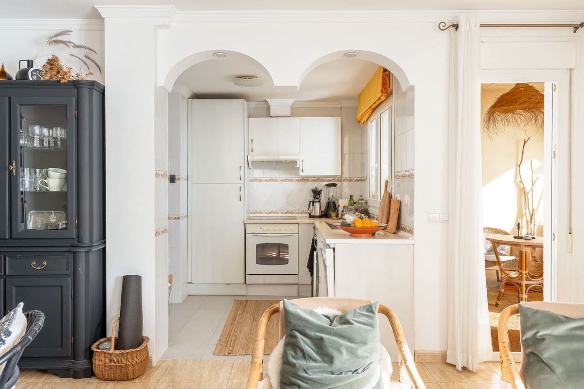 2 sovrum Takvåning till salu i Carvajal - 430 000 € (Ref: 9446660)