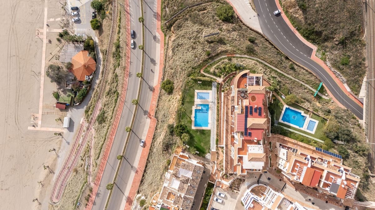 2 sovrum Takvåning till salu i Carvajal - 430 000 € (Ref: 9446660)