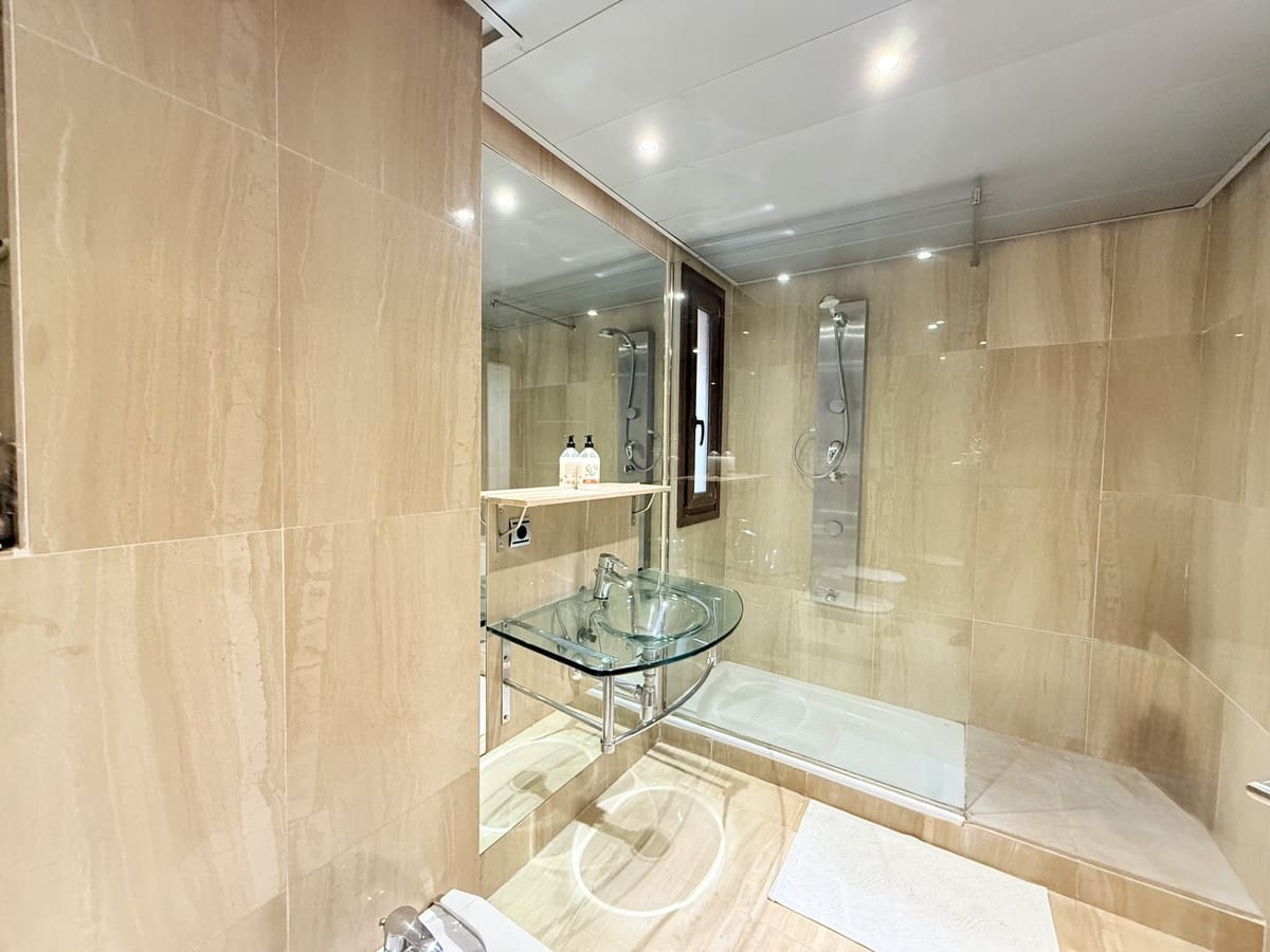 3 quarto Apartamento para venda em Estepona - 690 000 € (Ref: 9446661)