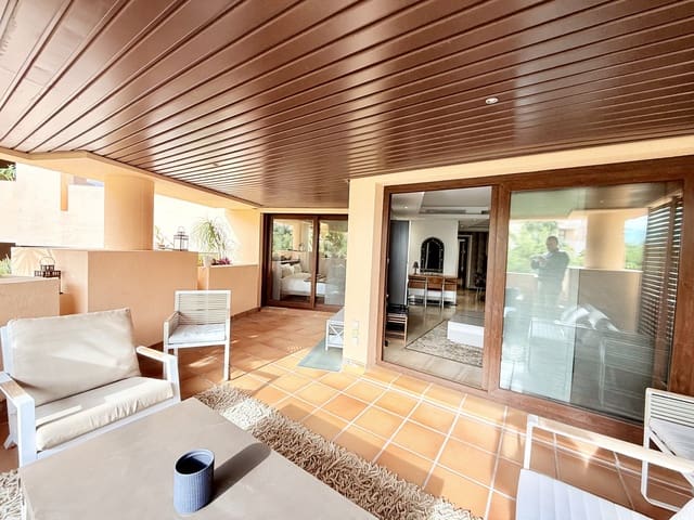 3 quarto Apartamento para venda em Parque Central, Estepona - 690 000 € (Ref: 9446661)