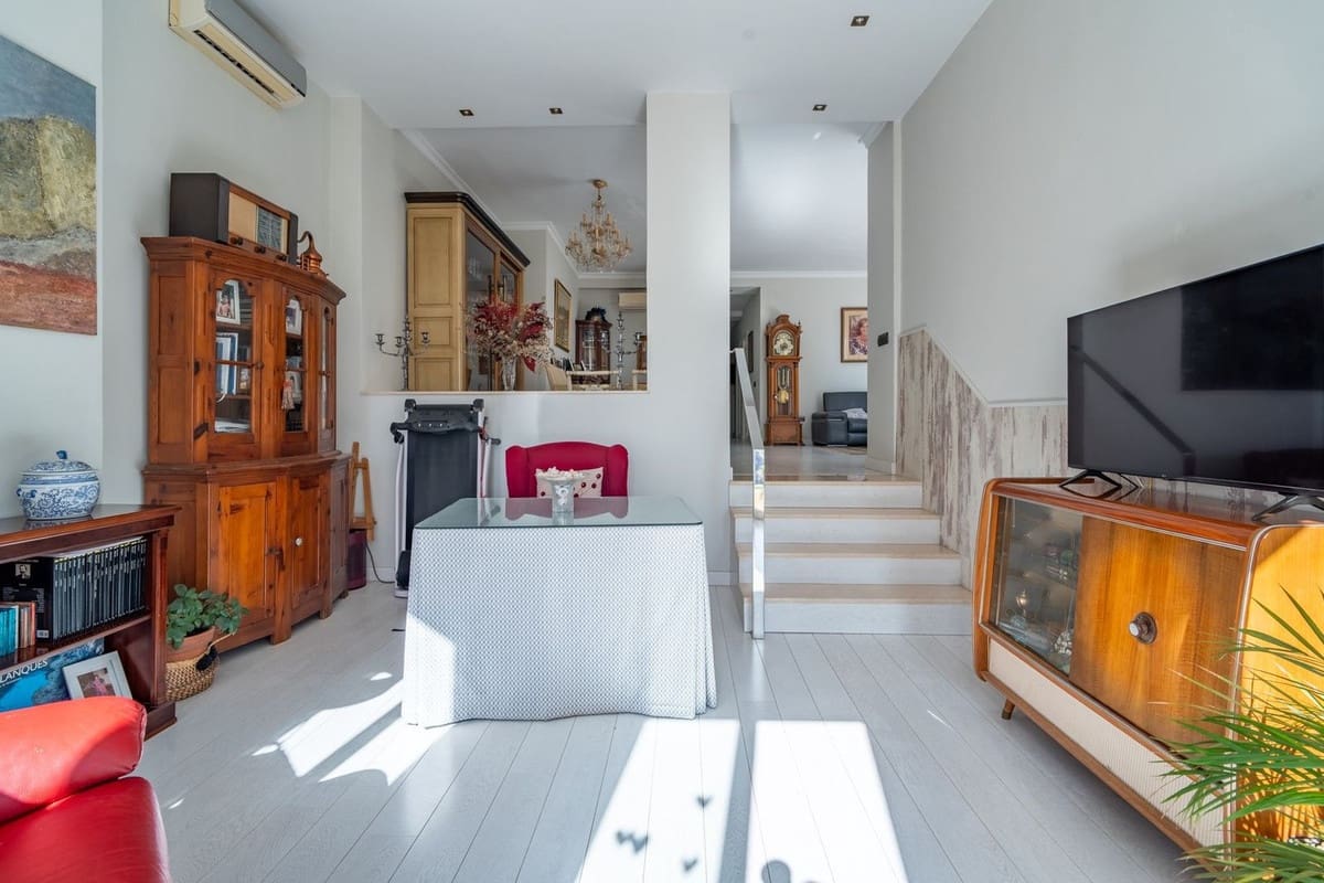 3 makuuhuone Huoneisto myytävänä paikassa Malaga kaupunki - 1 195 000 € (Ref: 9451607)