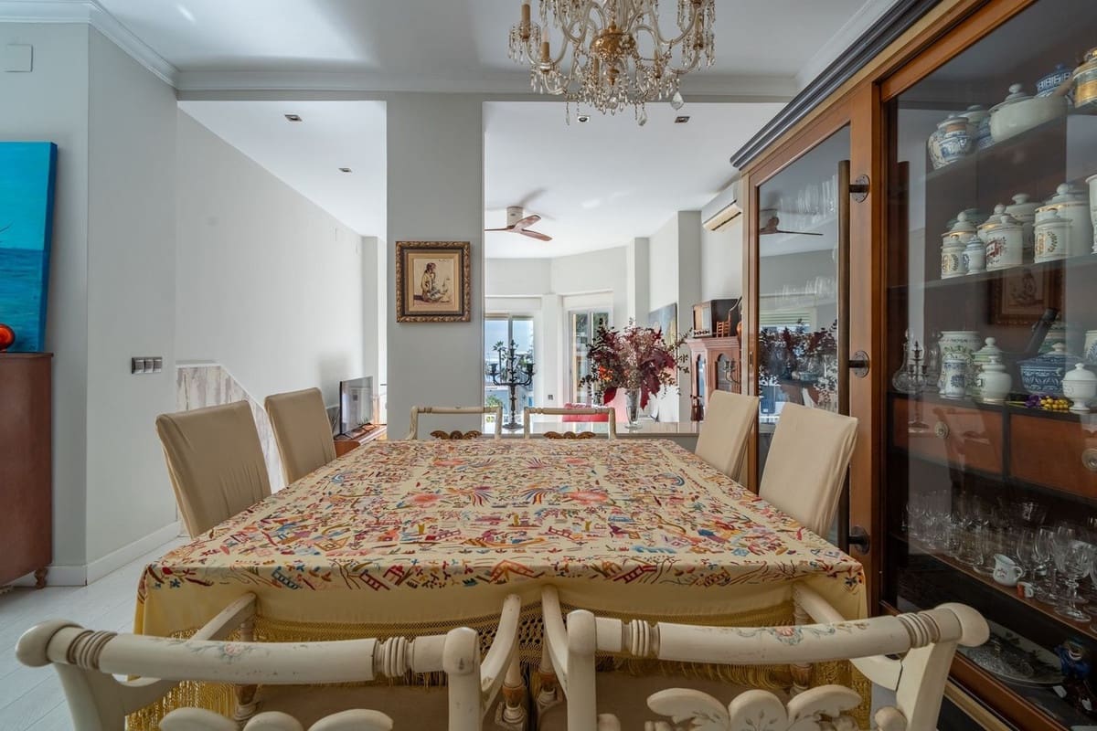 3 makuuhuone Huoneisto myytävänä paikassa Malaga kaupunki - 1 195 000 € (Ref: 9451607)