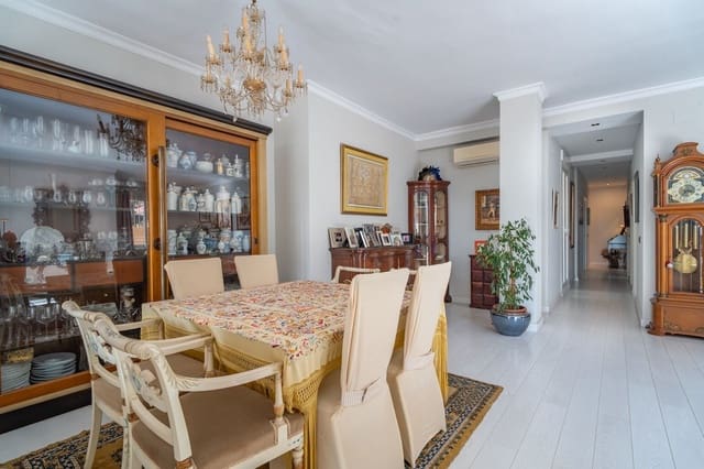 3 bedroom Apartment for sale in Echeverria del Palo, Málaga city - € 1,195,000 (Ref: 9451607)