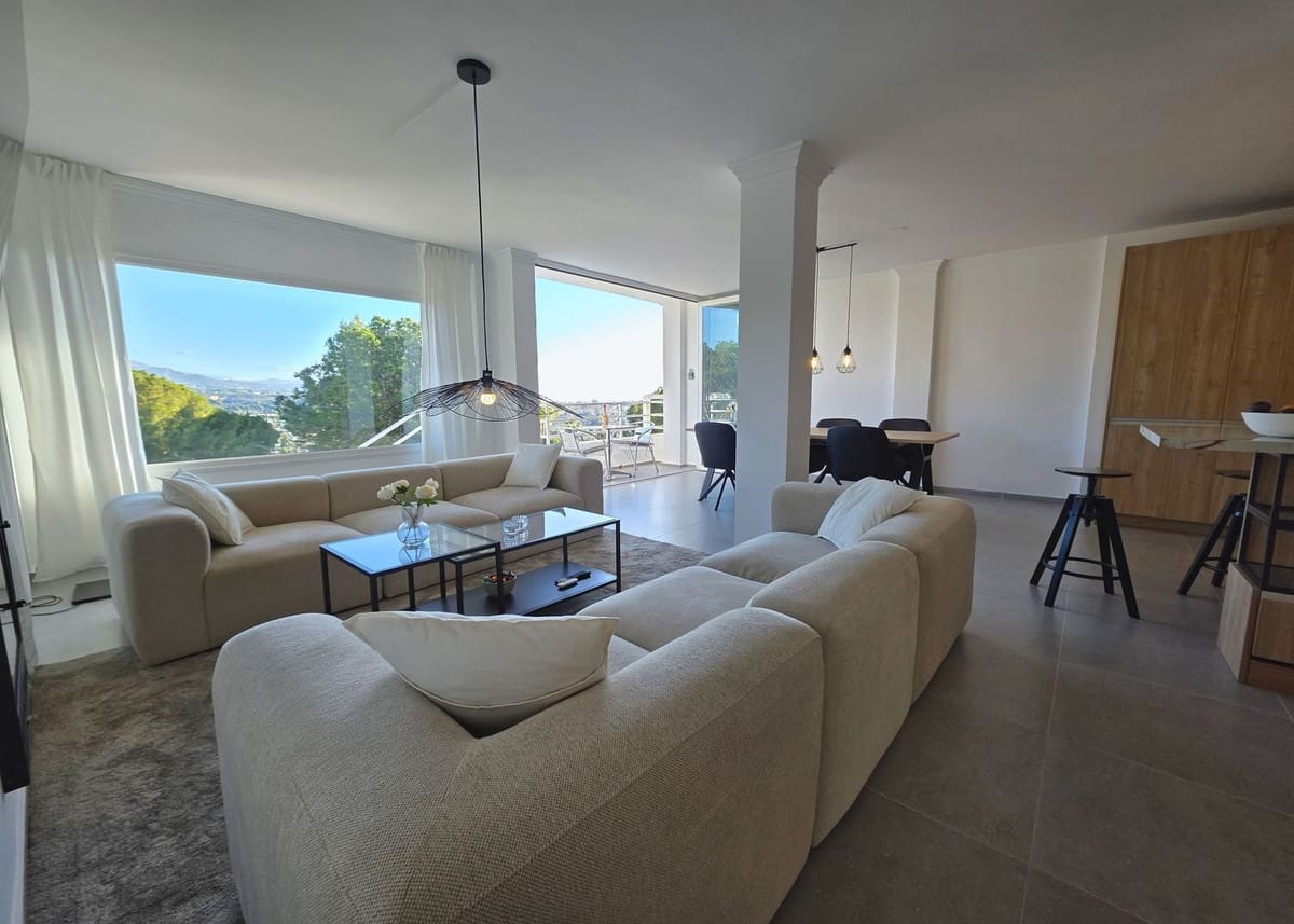 3 soveværelse Lejlighed til salg i Nueva Andalucia med garage - € 695.000 (Ref: 9451609)