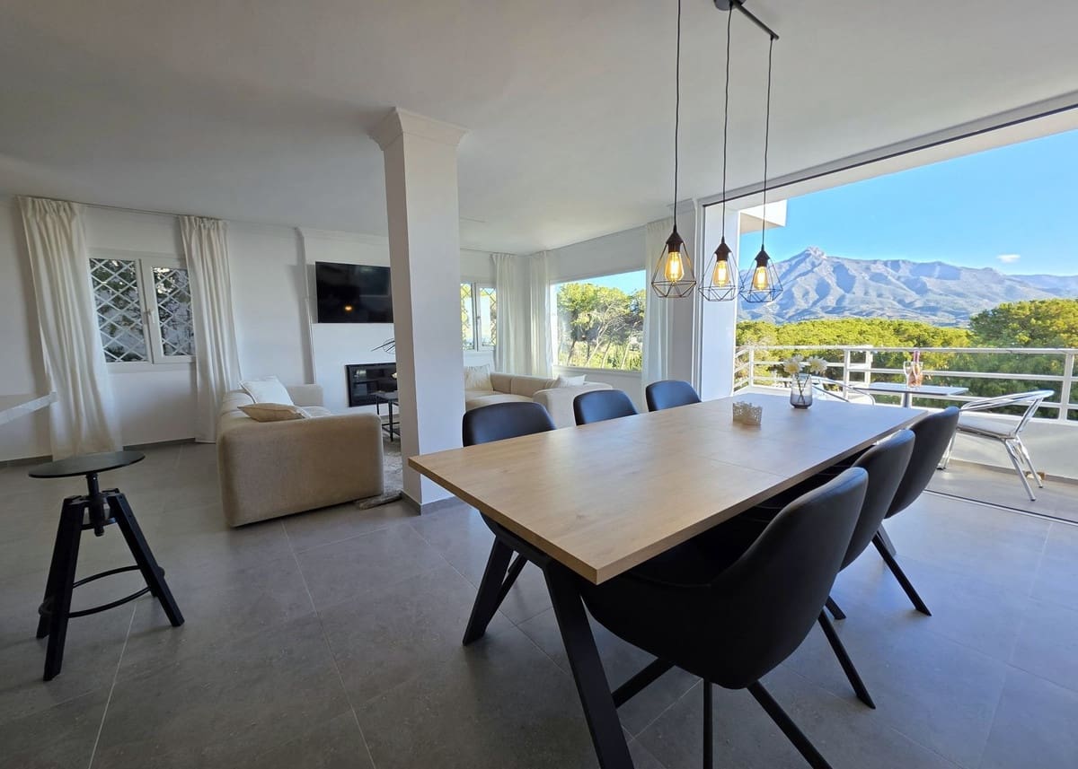 3 soveværelse Lejlighed til salg i Nueva Andalucia med garage - € 695.000 (Ref: 9451609)