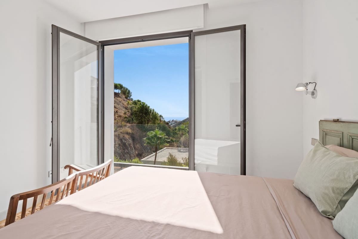 Chalet de 6 habitaciones en El Madroñal en venta - 4.200.000 € (Ref: 9452504)