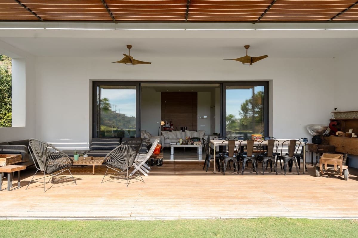 Chalet de 6 habitaciones en El Madroñal en venta - 4.200.000 € (Ref: 9452504)