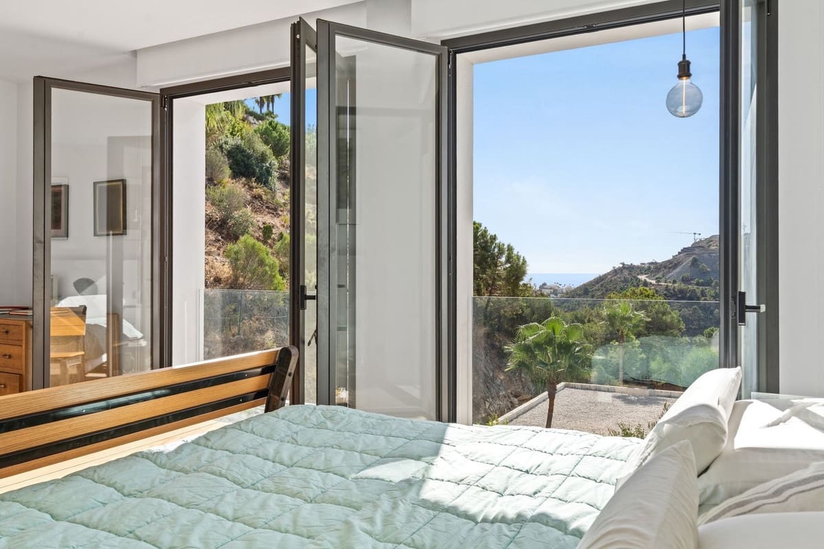 Chalet de 6 habitaciones en El Madroñal en venta - 4.200.000 € (Ref: 9452504)