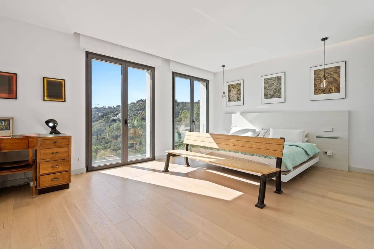 Chalet de 6 habitaciones en El Madroñal en venta - 4.200.000 € (Ref: 9452504)