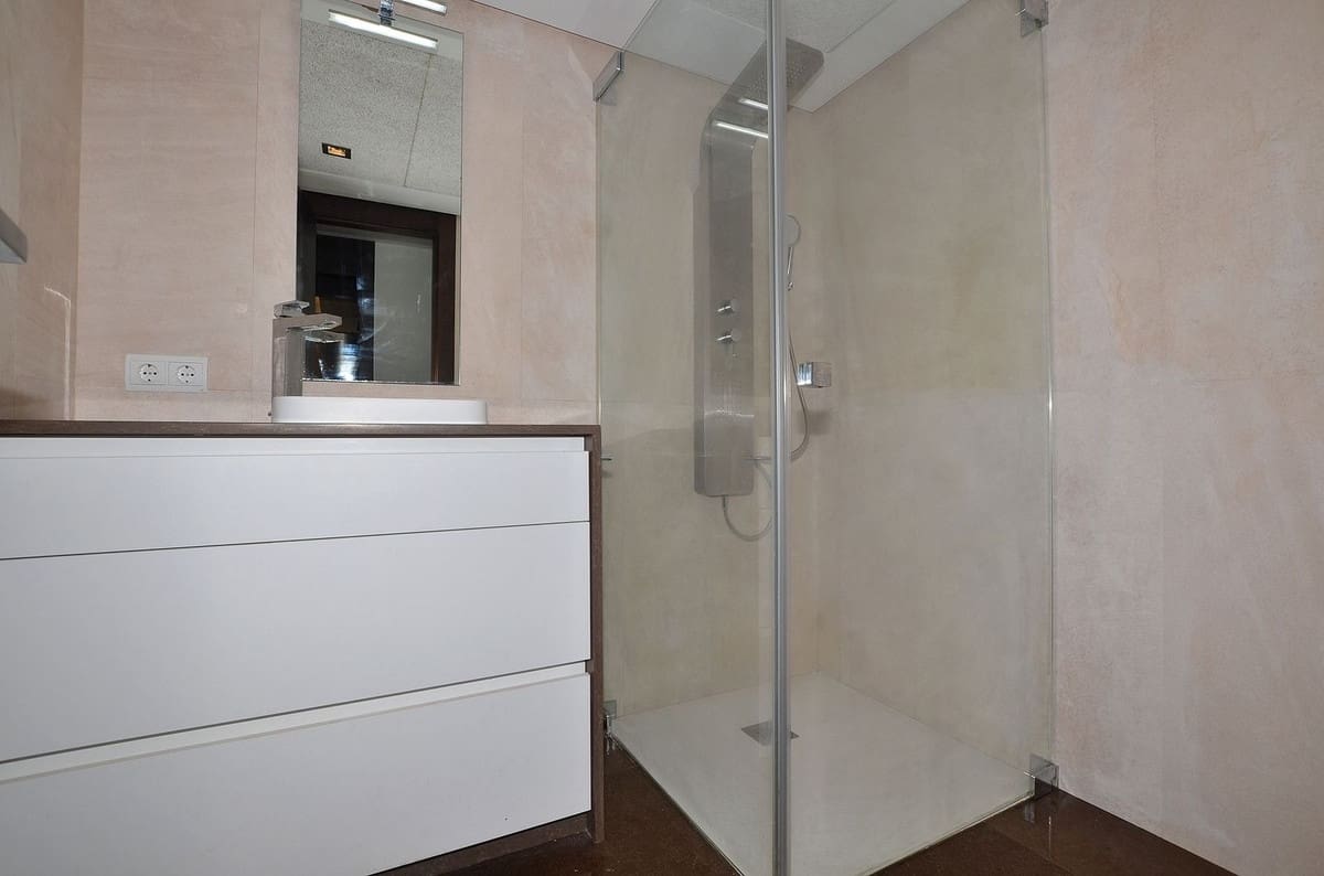 2 slaapkamer Appartement te koop in Benalmadena Costa - € 359.000 (Ref: 9460837)