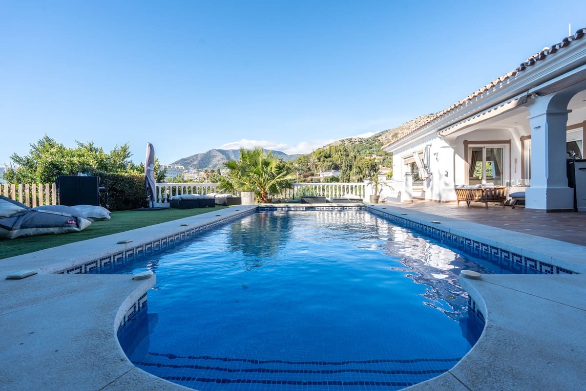 4 bedroom Villa for sale in La Capellania - € 1,199,000 (Ref: 9465053)