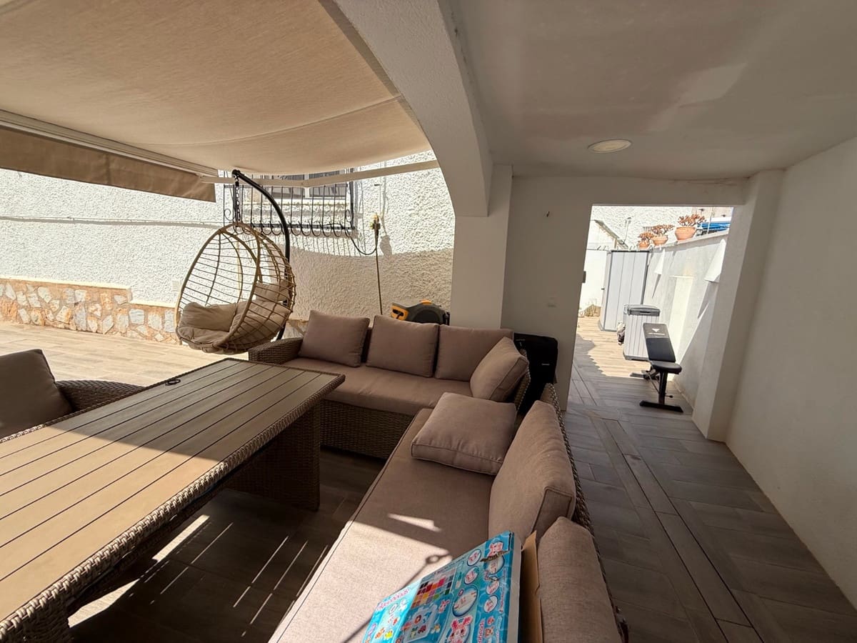 2 camera da letto Villa in vendita in Villamartin - 279.000 € (Rif: 9465059)