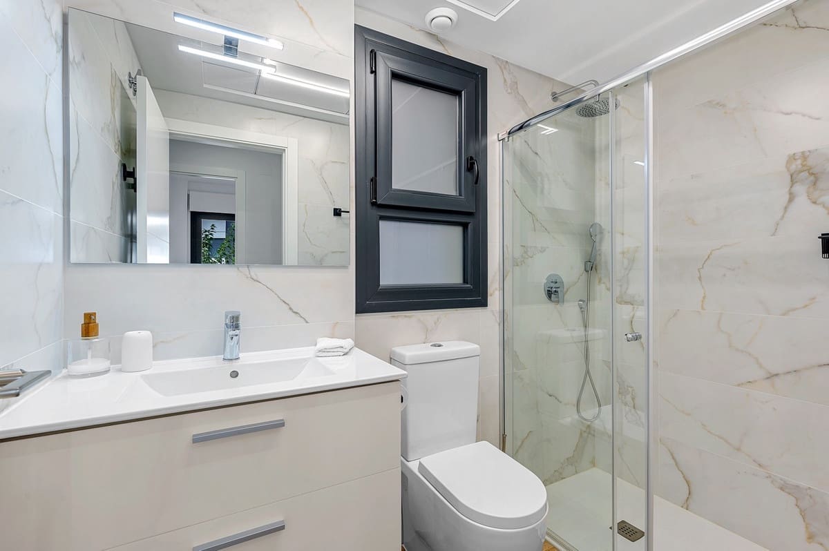 2 sypialnia Apartament na sprzedaż w Villamartin - 239 000 € (Ref: 9465060)