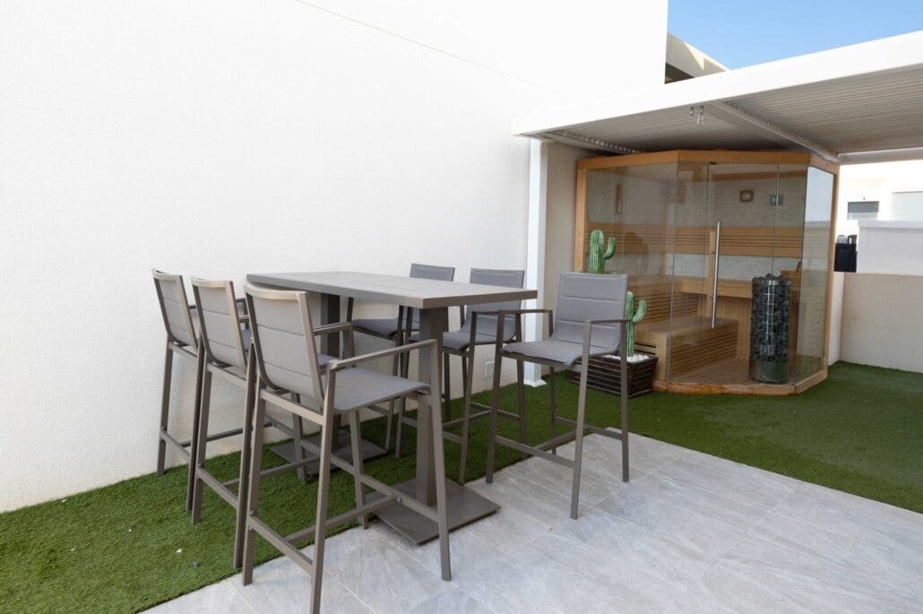 3 bedroom Villa for sale in Los Montesinos - € 399,000 (Ref: 9465063)