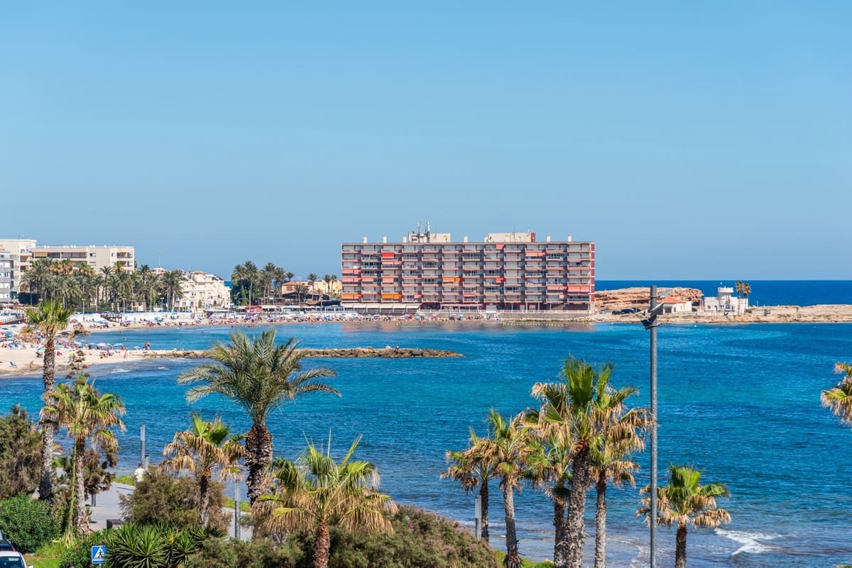 4 sovrum Lägenhet till salu i Torrevieja - 895 000 € (Ref: 9465066)