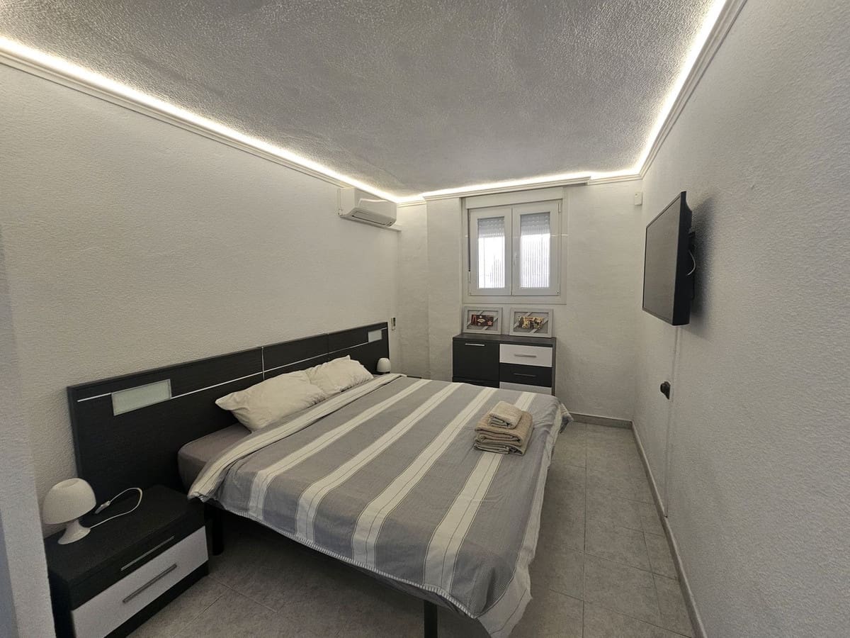 1 soverom Leilighet til salgs i Riviera del Sol - € 325 000 (Ref: 9465071)