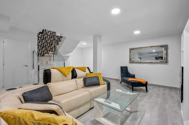 3 soverom Villa til salgs i Orihuela Costa, Orihuela - € 379 900 (Ref: 9467873)