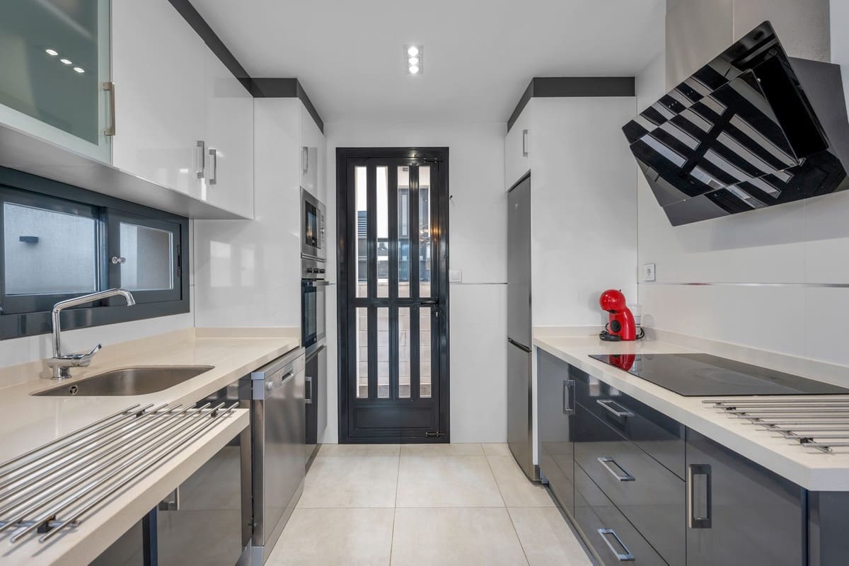 3 soverom Villa til salgs i Orihuela Costa - € 379 900 (Ref: 9467873)