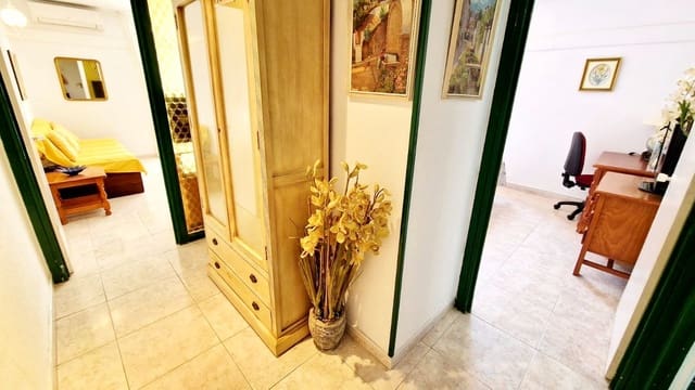 1 bedroom Apartment for sale in Castillo Sohail, Fuengirola - € 220,000 (Ref: 9470150)