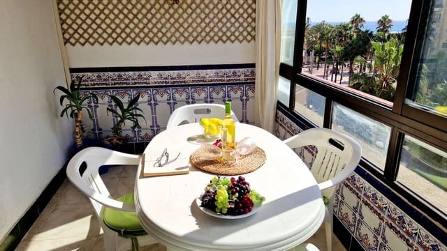 1 bedroom Apartment for sale in Castillo Sohail, Fuengirola - € 220,000 (Ref: 9470150)