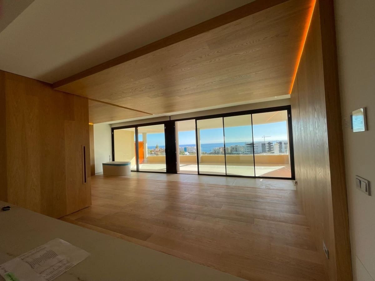 2 sovrum Lägenhet till salu i Fuengirola - 689 000 € (Ref: 9470771)