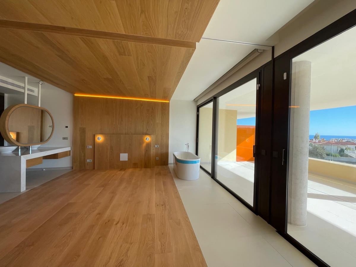 2 sovrum Lägenhet till salu i Fuengirola - 689 000 € (Ref: 9470771)