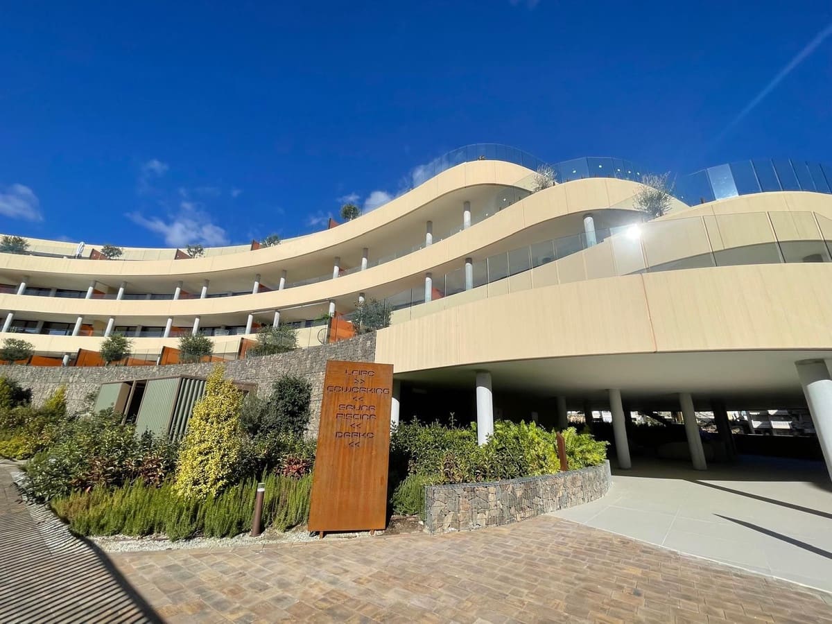 2 sovrum Lägenhet till salu i Fuengirola - 689 000 € (Ref: 9470771)