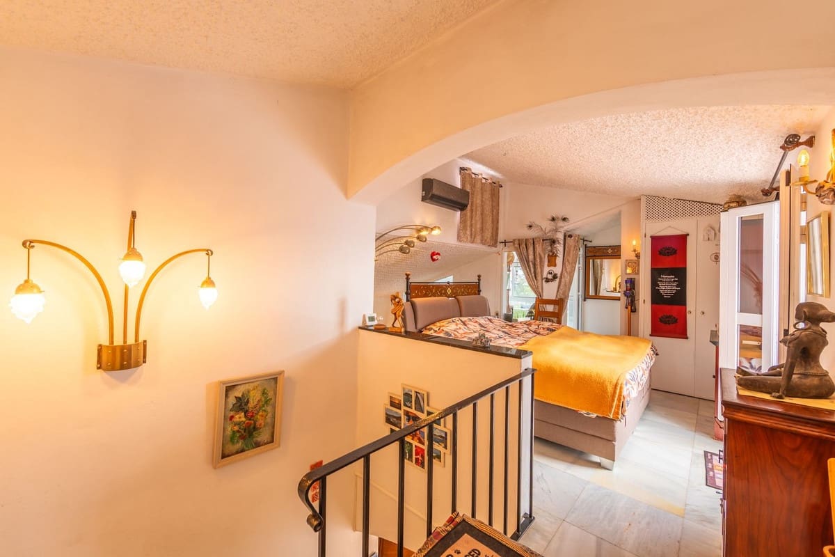 2 soveværelse Byhus til salg i Bahia de Casares med garage - € 418.000 (Ref: 9470774)