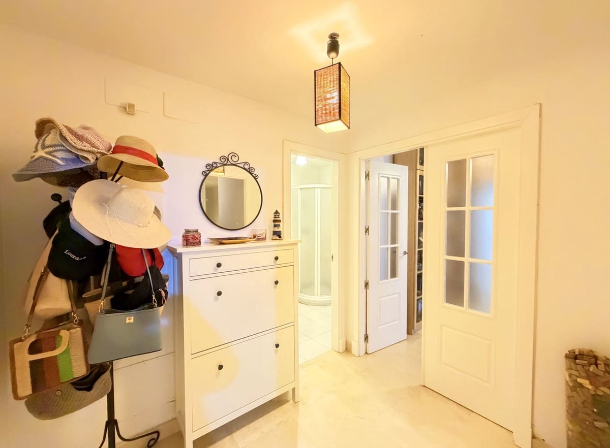 3 bedroom Apartment for sale in San Luis de Sabinillas - € 780,000 (Ref: 9470775)