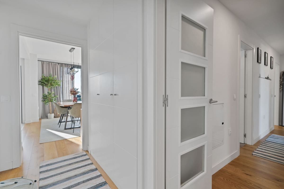 Ático de 4 habitaciones en Málaga ciudad en venta - 1.345.000 € (Ref: 9470776)