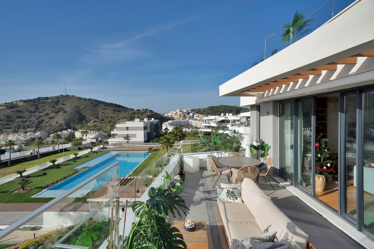 Ático de 4 habitaciones en Málaga ciudad en venta - 1.345.000 € (Ref: 9470776)