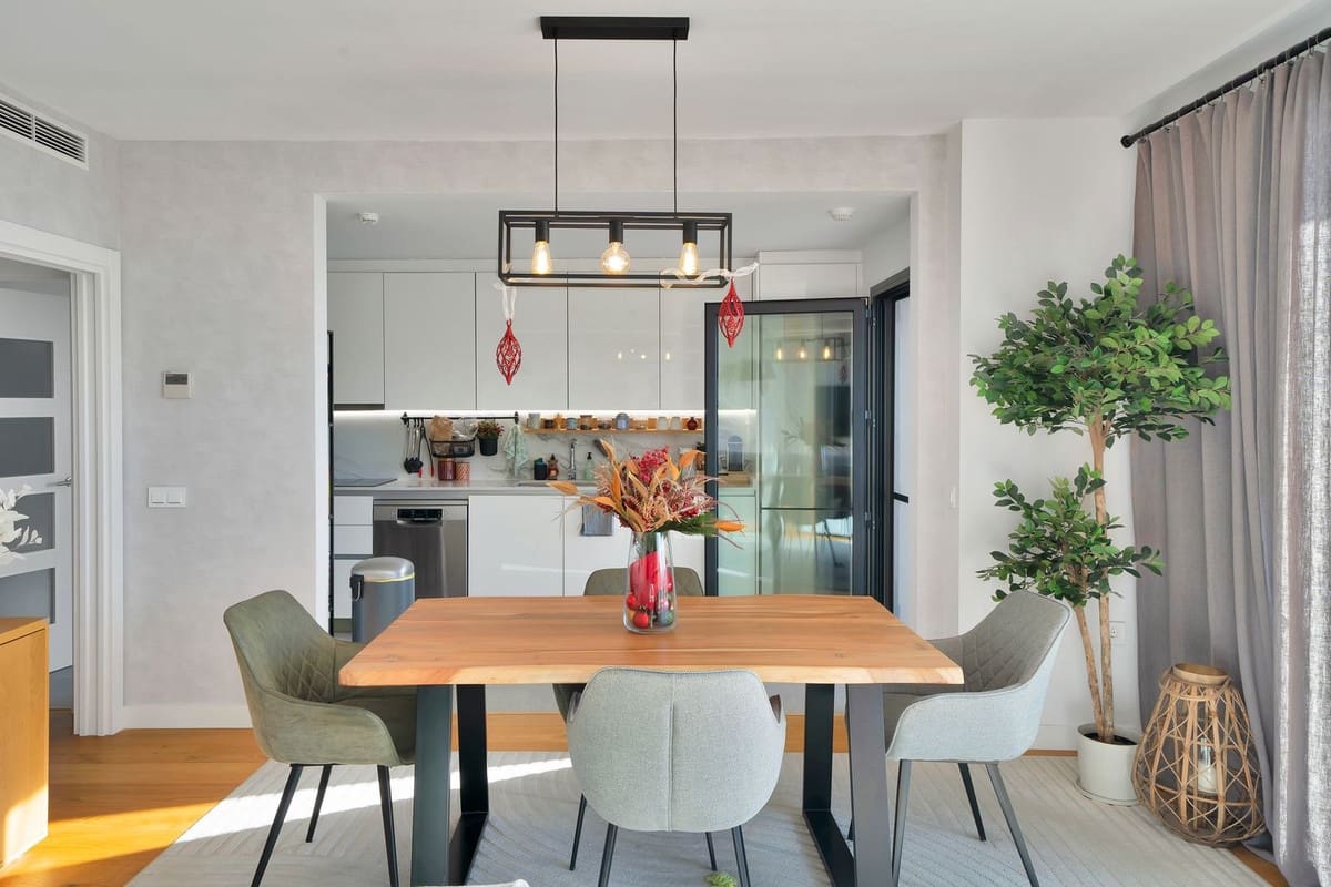 Ático de 4 habitaciones en Málaga ciudad en venta - 1.345.000 € (Ref: 9470776)