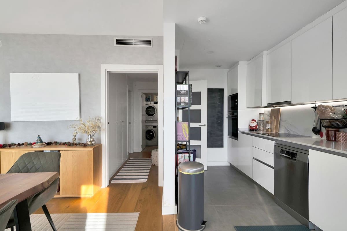 Ático de 4 habitaciones en Málaga ciudad en venta - 1.345.000 € (Ref: 9470776)