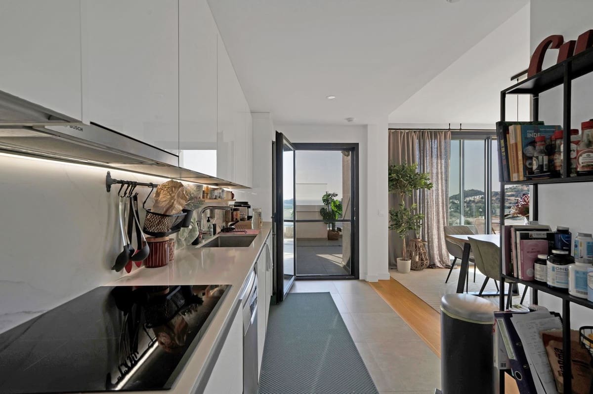 Ático de 4 habitaciones en Málaga ciudad en venta - 1.345.000 € (Ref: 9470776)