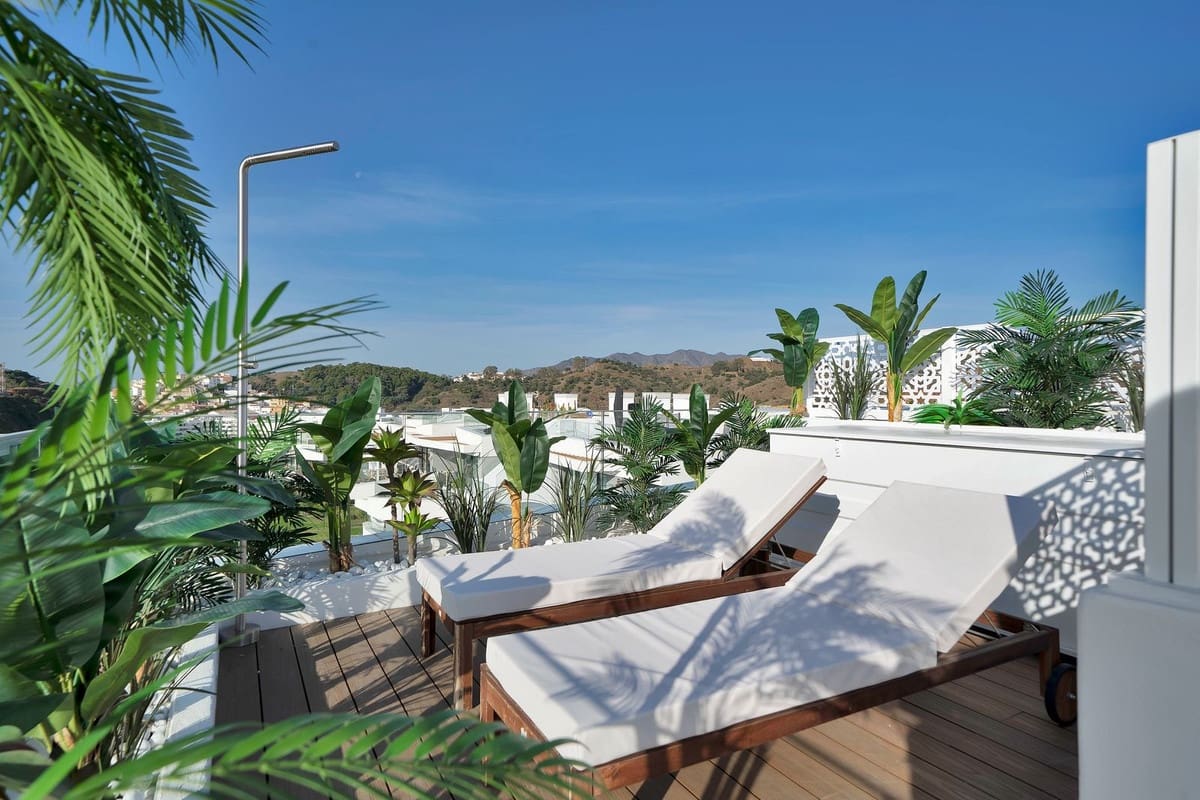 Ático de 4 habitaciones en Málaga ciudad en venta - 1.345.000 € (Ref: 9470776)