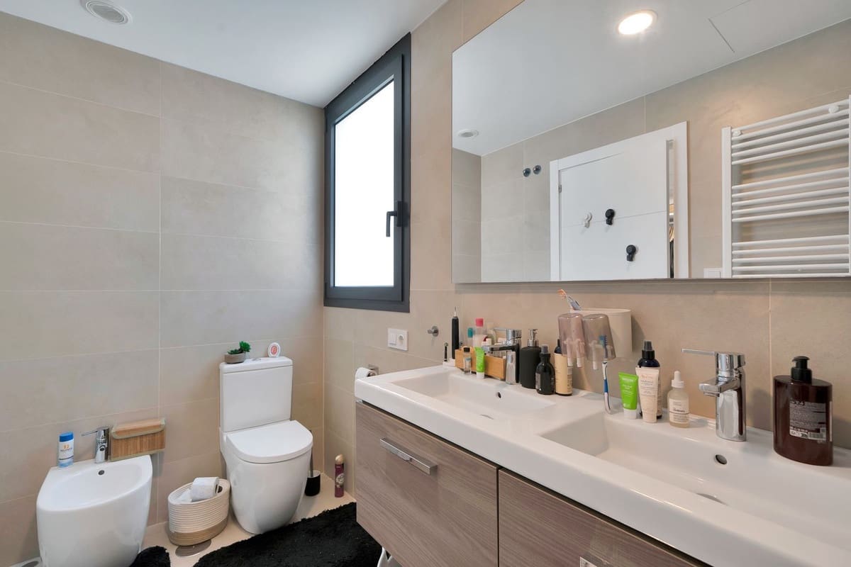 Ático de 4 habitaciones en Málaga ciudad en venta - 1.345.000 € (Ref: 9470776)