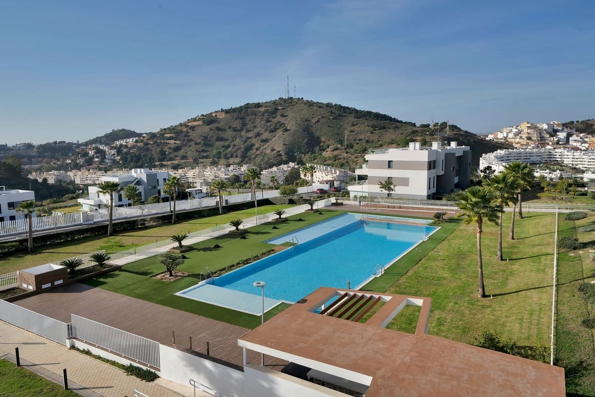 Ático de 4 habitaciones en Málaga ciudad en venta - 1.345.000 € (Ref: 9470776)