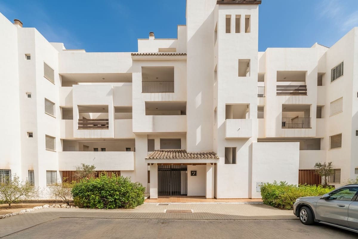 3 bedroom Apartment for sale in La Cala de Mijas - € 389,000 (Ref: 9470777)