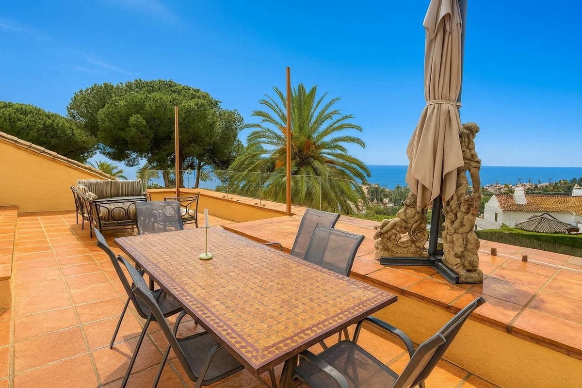 5 Zimmer Villa zu verkaufen in Estepona - 1.900.000 € (Ref: 9470779)