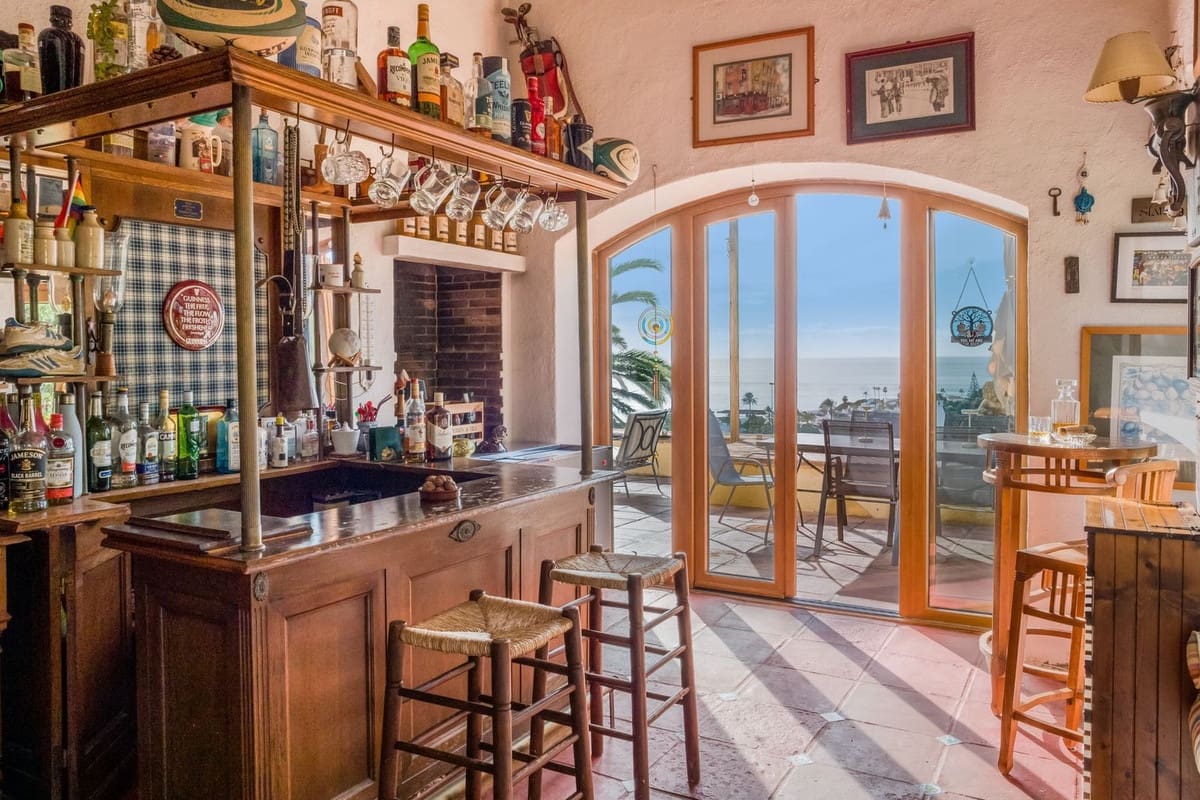 5 Zimmer Villa zu verkaufen in Estepona - 1.900.000 € (Ref: 9470779)